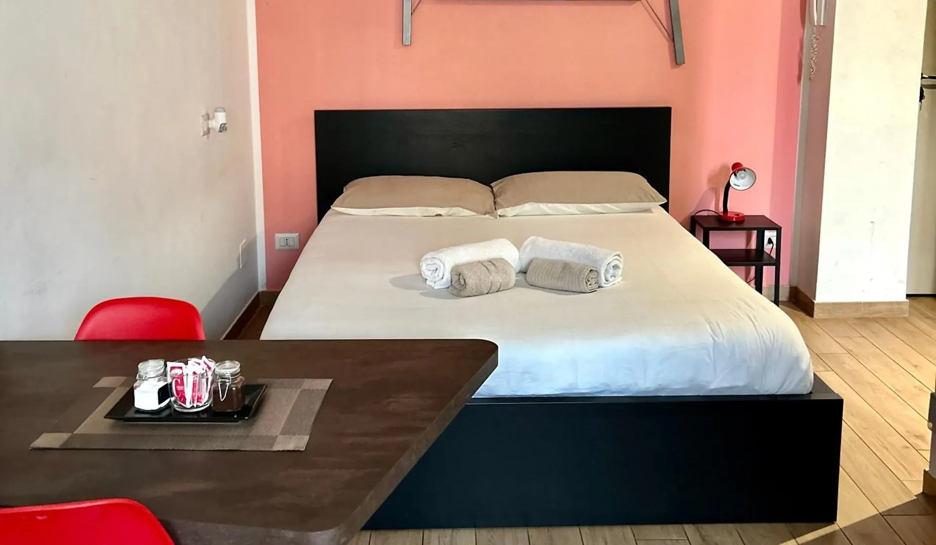 Fully Equipped Design Studio In San Siro Milán Apartmán
