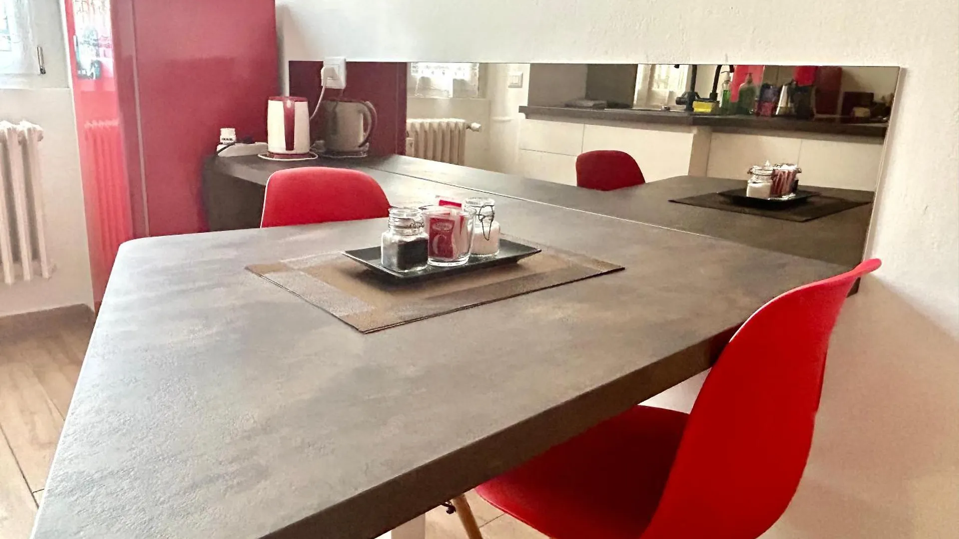 Apartment Fully Equipped Design Studio In San Siro Milan